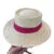 Blanc ruban violet