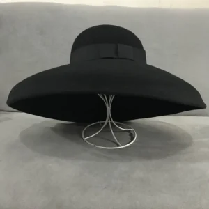 Chapeau Cloche En Noir